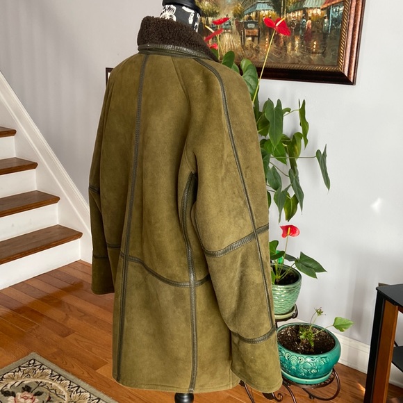 jacket - Picture 4 of 10